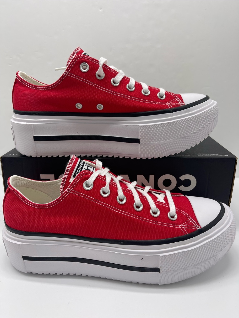 Converse Men’s CTAS LIFT DOUBLE STACK OX
RED/BLACK/WHITE Platform Sneakers
